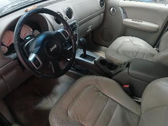 Jeep Cherokee Cherokee/Liberty (KJ) Terreinwagen 3.7 V6 24V (EKG) [155kW]  (09-2001/=
01-2008) picture 11