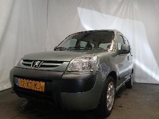 Auto incidentate Peugeot Partner Partner Combispace MPV 1.6 16V (TU5JP4(NFU)) [80kW]  (07-2001/03-2008)= 2007/10