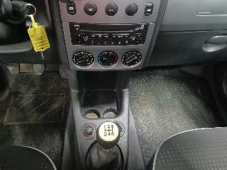 Peugeot Partner Partner Combispace MPV 1.6 16V (TU5JP4(NFU)) [80kW]  (07-2001/03-2008)= picture 18