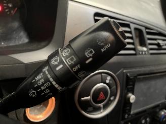 Ssang yong Kyron Kyron SUV 2.0 M 200 Xdi 16V 4x2 (D20DT(OM664.950)) [104kW]  (05-2005/1=
2-2014) picture 16