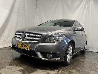 uszkodzony samochody osobowe Mercedes B-klasse B (W246) Hatchback 1.6 B-180 BlueEFFICIENCY Turbo 16V (M270.910) [90kW=
]  (11-2011/12-2018) 2012/9