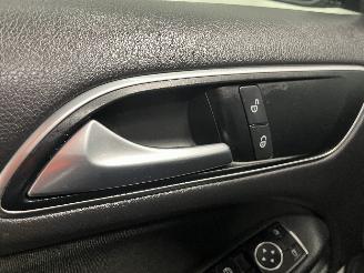 Mercedes B-klasse B (W246) Hatchback 1.6 B-180 BlueEFFICIENCY Turbo 16V (M270.910) [90kW=
]  (11-2011/12-2018) picture 17