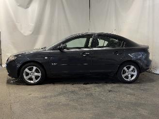 Mazda  3 (BK12) Sedan 2.0i 16V (LFN7) [110kW]  (10-2003/12-2009) picture 4