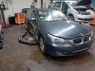 BMW 5-serie 5 serie Touring (E61) Combi 530xd 24V (M57N2-D30(306D3)) [173kW]  (03-=
2007/08-2007) picture 2