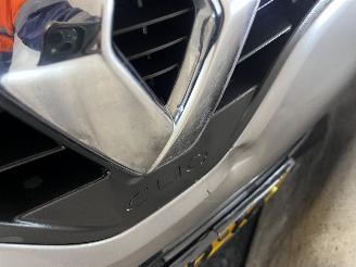 Renault Clio Clio IV (5R) Hatchback 5-drs 0.9 Energy TCE 90 12V (H4B-400(H4B-A4)) [=
66kW]  (11-2012/08-2021) picture 16