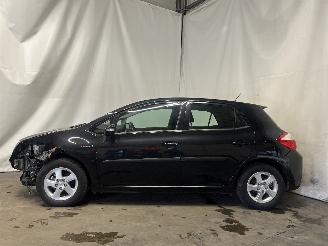 Toyota Auris Auris (E15) Hatchback 1.8 16V HSD Full Hybrid (2ZRFXE) [100kW]  (09-20=
10/09-2012) picture 4