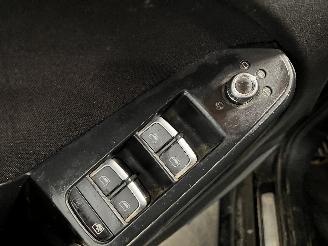 Audi A4 A4 Avant (B8) Combi 2.0 TDI 16V (CSUB) [100kW]  (04-2008/12-2015) picture 28