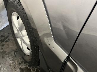 Kia Sorento Sorento I (JC) SUV 3.3 V6 24V (G6DB) [182kW]  (02-2007/10-2009) picture 9