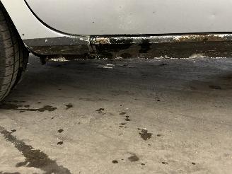 Renault Kangoo Kangoo (KC) MPV 1.6 16V (K4M-752) [70kW]  (06-2001/01-2008) picture 19