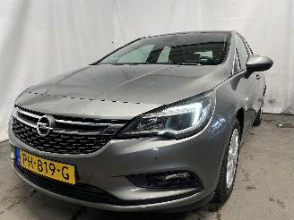 krockskadad bil auto Opel Astra Astra K Hatchback 5-drs 1.0 Turbo 12V (B10XFT(Euro 6)) [77kW]  (10-201=
5/12-2022) 2017/6