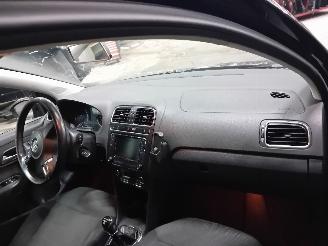 Volkswagen Polo Polo V (6R) Hatchback 1.6 TDI 16V 105 (CAYC(Euro 5)) [77kW]  (06-2009/=
08-2015) picture 5