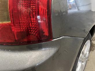 Toyota Corolla Corolla (E12) Hatchback 1.4 16V VVT-i (4ZZFE) [71kW]  (11-2001/02-2007=
) picture 9