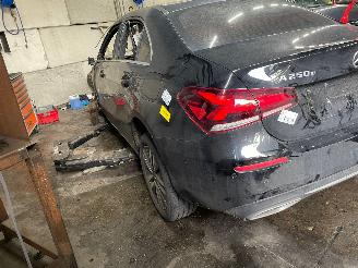 Mercedes A-klasse A Limousine (177.1) Sedan 1.3 A-250 e Turbo 16V (M282.914) [160kW]  (0=
8-2019/12-2026) picture 4