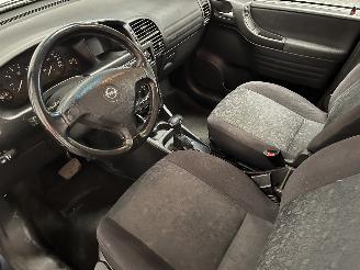 Opel Zafira Zafira (F75) MPV 2.2 16V (Z22SE(Euro 4)) [108kW]  (09-2000/07-2005) picture 12