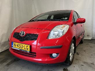 skadebil auto Toyota Yaris Yaris II (P9) Hatchback 1.3 16V VVT-i (2SZFE) [64kW]  (08-2005/11-2010=
) 2008/3