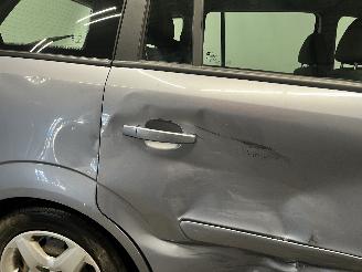 Opel Zafira Zafira (M75) MPV 1.6 16V (Z16XER(Euro 4)) [85kW]  (01-2008/04-2015) picture 10