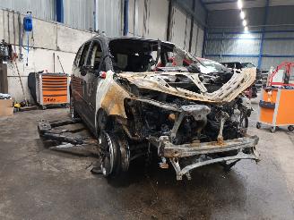 Volkswagen Touran Touran (1T3) MPV 1.4 16V TSI 140 (CAVC) [103kW]  (05-2010/05-2015) picture 2