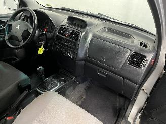 Mitsubishi Space-star Space Star (DG) MPV 1.6 16V (4G18) [72kW]  (01-2001/12-2004) picture 8