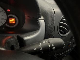 Citroën Berlingo Berlingo Cinqspace, Multispace MPV 1.6 16V (TU5JP4(NFU)) [80kW]  (10-2=
000/12-2011) picture 17