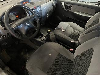 Citroën Berlingo Berlingo Cinqspace, Multispace MPV 1.6 16V (TU5JP4(NFU)) [80kW]  (10-2=
000/12-2011) picture 15