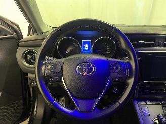 Toyota Auris Auris Touring Sports (E18) Combi 1.8 16V Hybrid (2ZRFXE) [100kW]  (07-=
2013/12-2018) picture 22