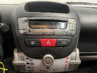 Toyota Aygo Aygo (B10) Hatchback 1.0 12V VVT-i (1KR-FE) [50kW]  (07-2005/05-2014) picture 22