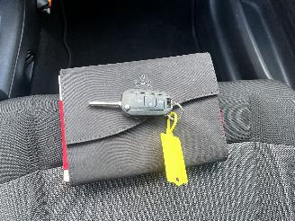 Citroën C4 C4 Cactus (0B/0P) Hatchback 5-drs 1.2 PureTech 82 12V (EB2F(HMZ)) [60k=
W]  (09-2014/...) picture 20