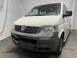 krockskadad bil auto Volkswagen Transporter Transporter T5 Van 2.5 TDi (BNZ) [96kW]  (04-2003/11-2009) 2009/8