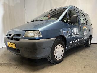 Auto incidentate Peugeot Expert Expert (224) MPV 1.6 (220A2.000) [58kW]  (02-1996/09-2000) 1999/3