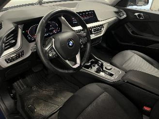 BMW 1-serie 1 serie (F40) Hatchback 120i 2.0 TwinPower 16V (B48-A20F) [131kW]  (11=
-2020/...) picture 14