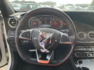 Mercedes E-klasse E (W213) Sedan E-200 2.0 Turbo 16V (M274.920) [135kW]  (01-2016/05-201=
9) picture 26