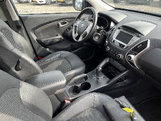 Hyundai Ix35 iX35 (LM) SUV 2.0 16V (G4KD) [120kW]  (01-2010/08-2013) picture 17