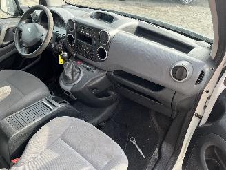 Peugeot Partner Partner (GC/GF/GG/GJ/GK) Van 1.6 HDI 90 (DV6DTED(9HF)) [66kW]  (12-201=
1/08-2016) picture 7