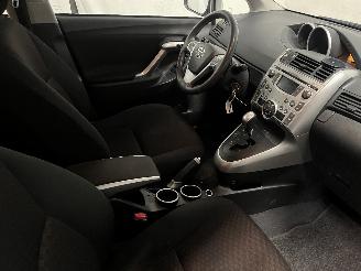Toyota Verso Verso MPV 1.8 16V VVT-i (2ZRFAE) [108kW]  (04-2009/08-2018) picture 11