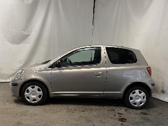 Toyota Yaris Yaris (P1) Hatchback 1.3 16V VVT-i (2SZFE) [64kW]  (04-2002/09-2005) picture 4