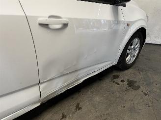 Chevrolet Aveo Aveo (300) Hatchback 1.2 16V (LDC) [63kW]  (03-2011/12-2015) picture 7