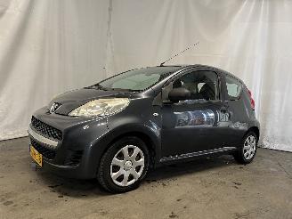 Peugeot 107 107 Hatchback 1.0 12V (384F(1KR)) [50kW]  (06-2005/05-2014) picture 3