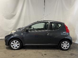 Peugeot 107 107 Hatchback 1.0 12V (384F(1KR)) [50kW]  (06-2005/05-2014) picture 4