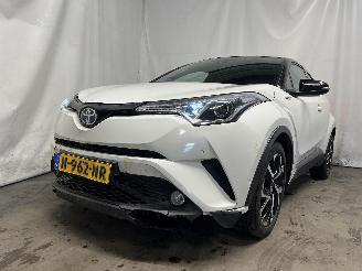 Schadeauto Toyota C-HR C-HR (X1,X5) SUV 1.8 16V Hybrid (2ZRFXE) [90kW]  (10-2016/...) 2017/8