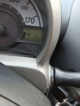 Toyota Aygo Aygo (B10) Hatchback 1.0 12V VVT-i (1KR-FE) [50kW]  (07-2005/05-2014) picture 2