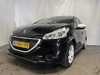 Schadeauto Peugeot 208 208 I (CA/CC/CK/CL) Hatchback 1.0 Vti 12V PureTech (EB0(ZMZ)) [50kW]  =
(03-2012/12-2019) 2014/7