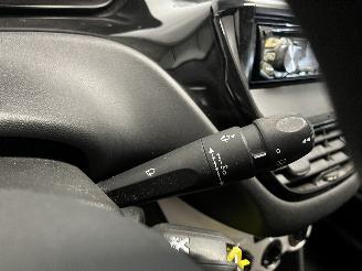 Peugeot 208 208 I (CA/CC/CK/CL) Hatchback 1.0 Vti 12V PureTech (EB0(ZMZ)) [50kW]  =
(03-2012/12-2019) picture 15