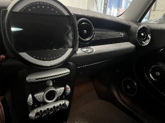 Mini Mini Mini (R56) Hatchback 1.6 16V Cooper S (N14-B16A) [128kW]  (10-2006/02-=
2010) picture 17