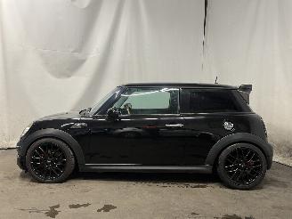 Mini Mini Mini (R56) Hatchback 1.6 16V Cooper S (N14-B16A) [128kW]  (10-2006/02-=
2010) picture 4