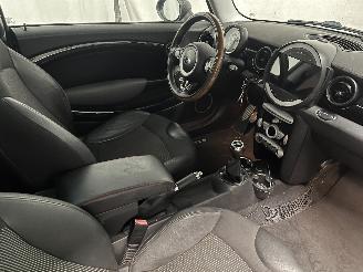 Mini Mini Mini (R56) Hatchback 1.6 16V Cooper S (N14-B16A) [128kW]  (10-2006/02-=
2010) picture 12