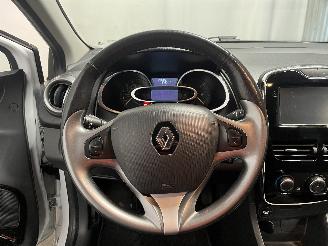 Renault Clio Clio IV Estate/Grandtour (7R) Combi 5-drs 1.5 Energy dCi 90 FAP (K9K-6=
08(K9K-B6)) [66kW]  (11-2012/08-2021) picture 26