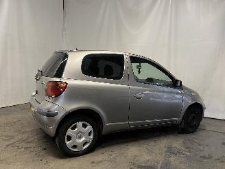 Toyota Yaris Yaris (P1) Hatchback 1.3 16V VVT-i (2SZFE) [64kW]  (04-2002/09-2005) picture 6