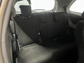 Toyota Yaris Yaris II (P9) Hatchback 1.0 12V VVT-i (1KR-FE) [51kW]  (08-2005/12-201=
1) picture 13