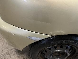 Toyota Yaris Yaris Verso (P2) MPV 1.3 16V (2NZFE) [63kW]  (08-1999/10-2002) picture 8