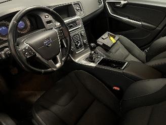 Volvo V-60 V60 I (FW/GW) Combi 1.6 T3 16V (B4164T3(Euro 5)) [110kW]  (09-2010/12-=
2015) picture 12